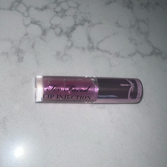 Too faced lip injection lip plumper - Picture 3 of 4